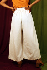 Load image into Gallery viewer, Cream Pleat Pants for Women
